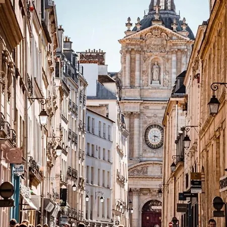 Charming Parisian 2 * Paris
