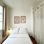 Charming Parisian 2 Apartament *