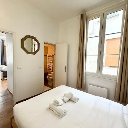 Charming Parisian 2 * Parigi