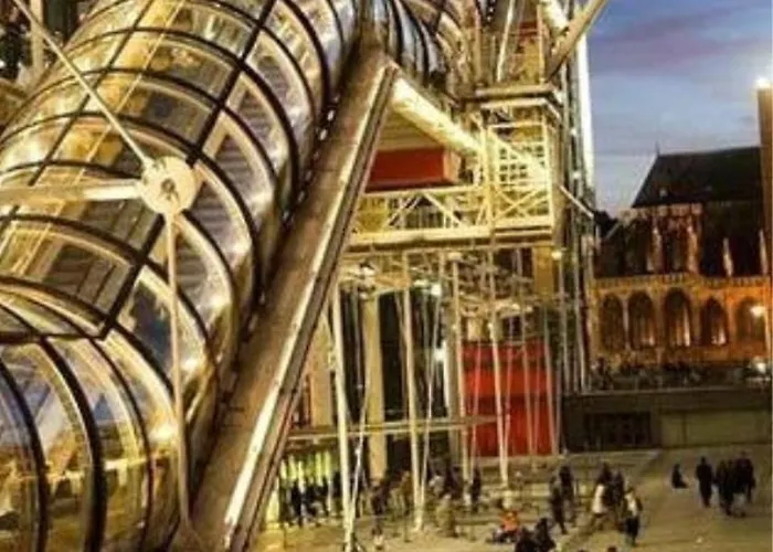 Charming Parisian 2 דירה